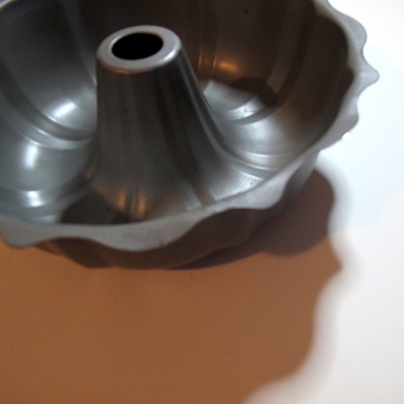 Nonstick steel Round Cake Pan for Baking - Picture 10 of 10